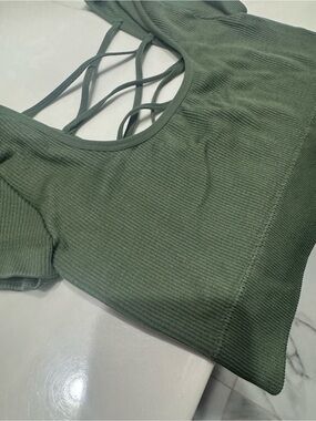 aerie Seamless Cap Sleeve Bra Top Crop Green Sage Olive Sz Med NWOT